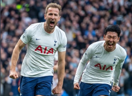 INGLÊS: Tottenham vence Arsenal e acirra briga pela Liga dos Campeões
