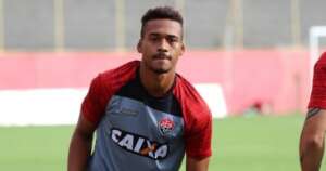 Série C: Sem espaço, Vitória deve negociar zagueiro