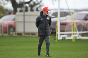 Mano Menezes e movimentação no mercado explicam longa invencibilidade do Inter