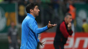 Após crítica de técnico rival, Palmeiras repudia 