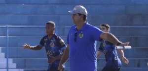 Série C: Técnico ainda acredita em acesso na Aparecidense-GO: 'Podemos voltar'