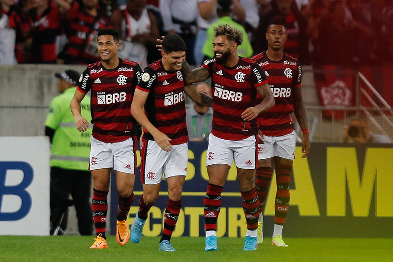 Ayrton Lucas Flamengo 2022