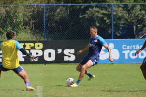 Bahia x Criciúma - Esquadrão faz duelo dos opostos e foca em seguir no G4 da Série B