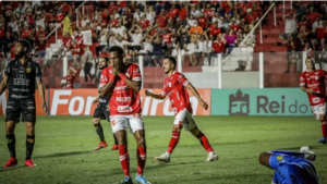 Vila Nova 0 x 2 Brusque - Quadricolor mantém Tigre no Z4 da Série B