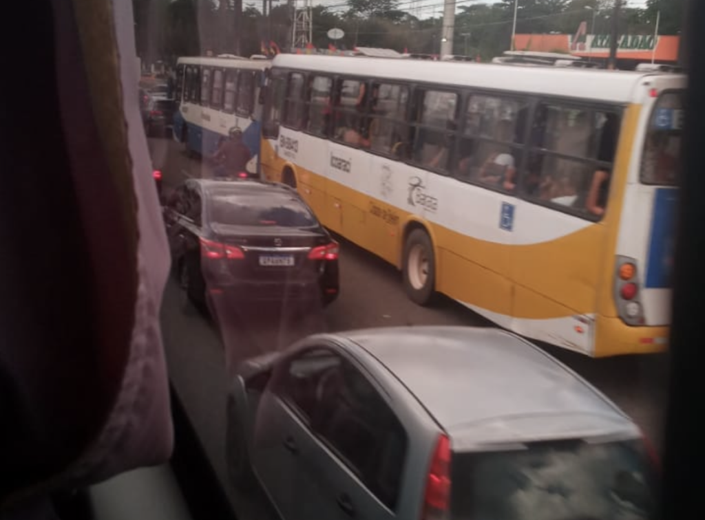 Veja fotos do trânsito que fez time da Série D perder hora do jogo 5 Captura de Tela 2022 06 06 as 14.20.43