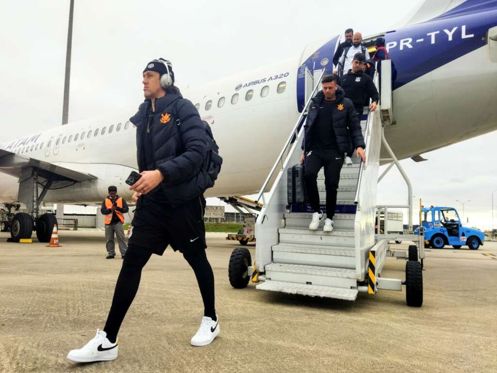 Corinthians tenta superar desfalques para voltar à liderança