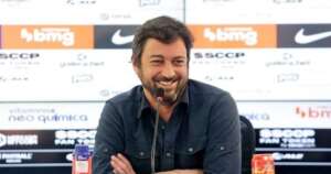 Duílio nega interesse do Corinthians em Oscar e revela combate a cambistas