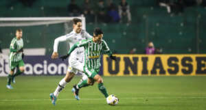 Juventude 1 x 2 Santos - Com um homem a mais, Peixe volta a vencer após 6 jogos!