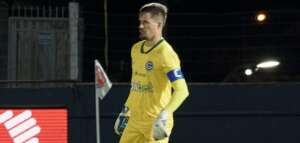 Tadeu, do Goiás, é líder em defesas difíceis no Brasileirão