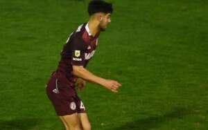 Lanús confirma transferência do atacante López ao Palmeiras: 'Goleador notável'