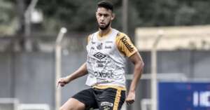 Santos empresta zagueiro para time de Portugal até 2023