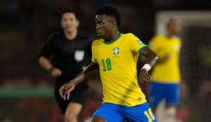 Tite saca Thiago Silva e escala Vinicius Junior na seleção brasileira