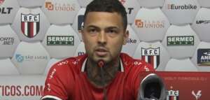 Série C: Volante do Botafogo-SP busca titularidade com novo técnico