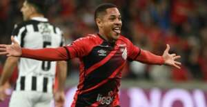 Athletico-PR 2 x 1 Libertad-PAR - Com gol de estreante, Furacão abre vantagem