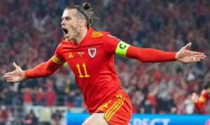 País de Gales vence Ucrânia e volta à Copa após 64 anos