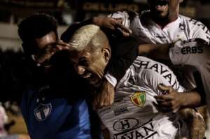 Criciúma 0 x 1 Brusque - Quadricolor vence, pega o elevador e cola no G4