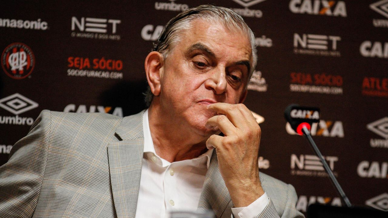Presidente do Athletico-PR diz que clube já é maior que o Santos