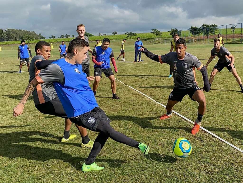 Cianorte x São Bernardo – São Bernardo defende a liderança e o Cianorte a permanência no G4