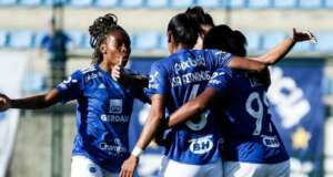 BRASILEIRÃO FEMININO: Cruzeiro derrota Santos em jogo cheio de gols