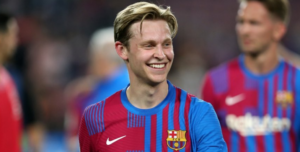 De Jong descarta troca do Barcelona pelo United: 'Estou no maior clube do mundo'