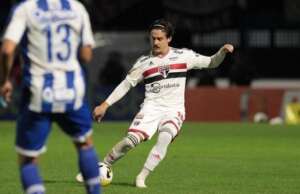 Clube argentino tem interesse em volante do São Paulo