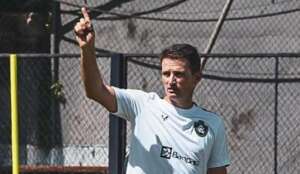 Série C: Novo técnico do Remo chega em Belém para assumir o comando do time