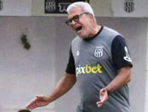 Ponte Preta com queda e notas baixas