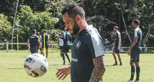 jean patrick treinando