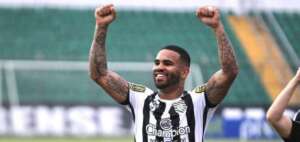 Série C: Atacante do Figueirense fala sobre sequência sem derrotas