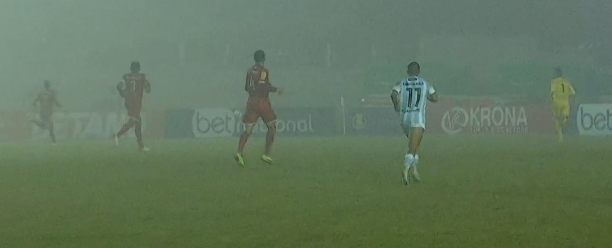 Debaixo de neblina, Londrina arranca empate no fim
