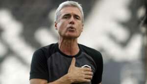 Técnico do Botafogo detona estrutura: 'CT não tem condições mínimas'