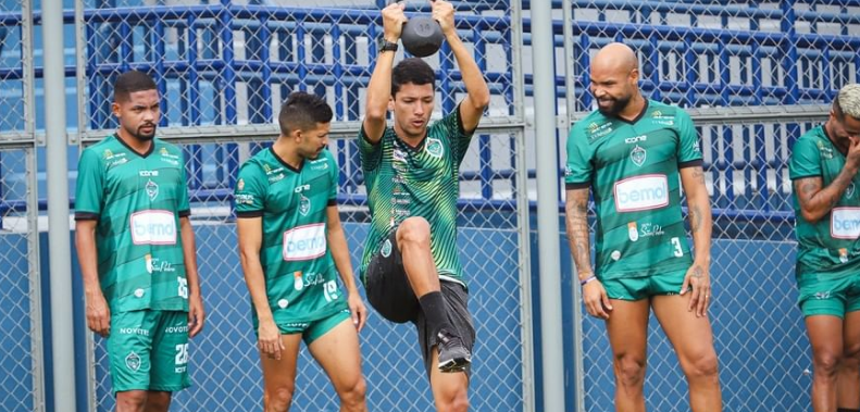 manaus em treino para encarar o figueirense