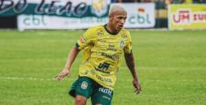 Série D: Nova Venécia anuncia volta de meia-atacante