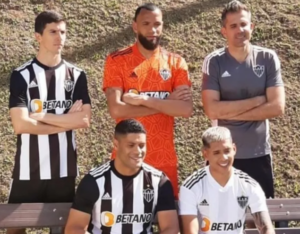 Atlético-MG tem suas novas camisas com a Adidas vazadas