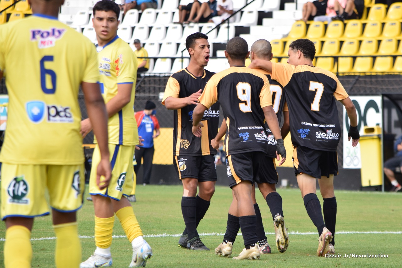 PAULISTA SUB-20: Penapolense e Novorizontino goleiam em dia com 32 jogos