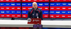Série D: Técnico do Paraná cobra atenção da equipe por gols sofridos