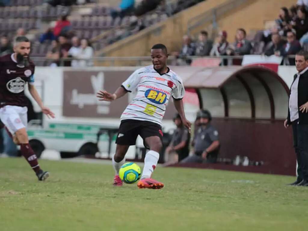 Pouso Alegre x Ferroviária – Pouso Alegre defende a liderança e Ferroviária busca o G4