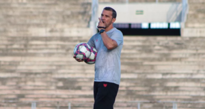 Série C: Técnico do Campinense agradece diretoria em meio à críticas