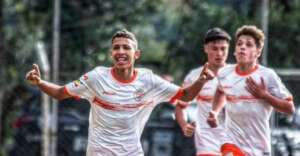 Projeto inspirado no Barcelona foca apenas na base e quer ser modelo no Brasil