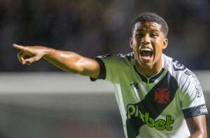 Com a seleção sub-20, volante do Vasco é observado por olheiro de gigante europeu