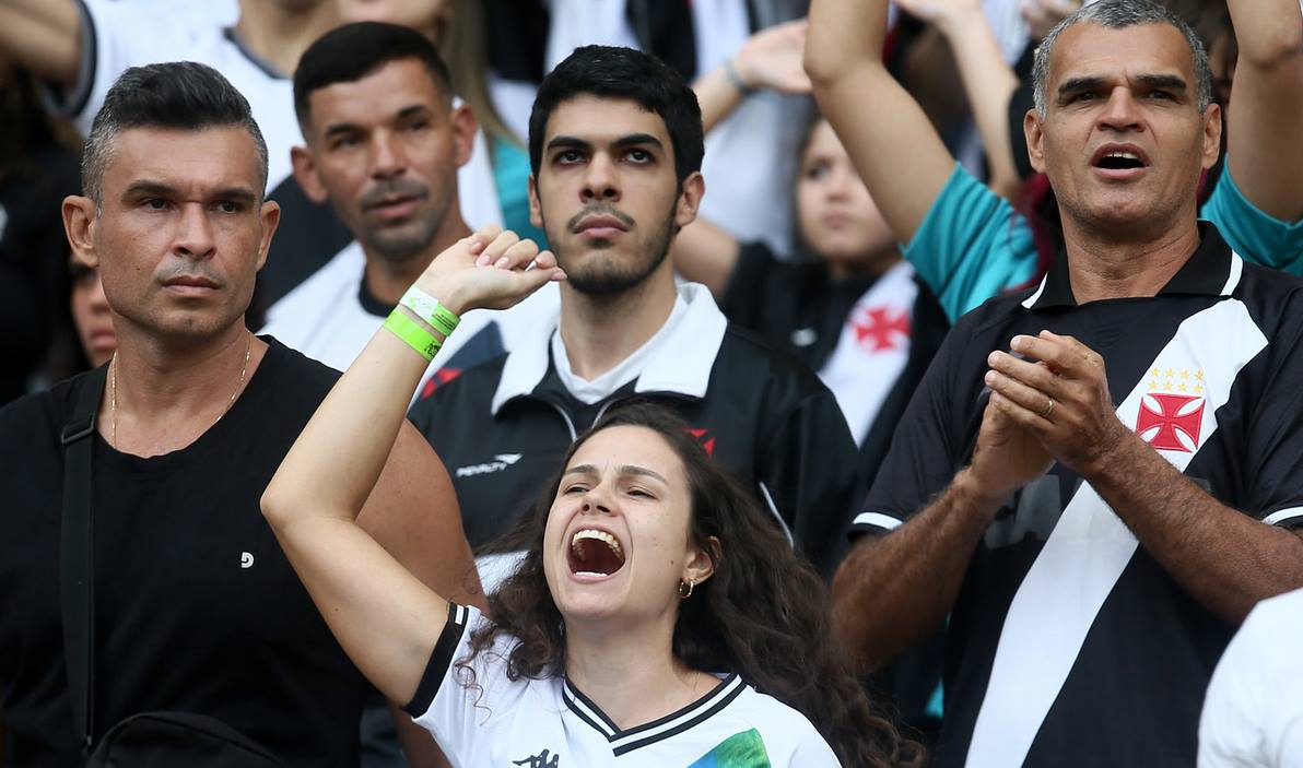 Série B: Torcida do Vasco esgota ingressos para duelo com o Operário