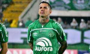 Ex-Portuguesa, Victor Ramos aceitou R$ 100 mil para fazer pênalti em duelo com o Guarani, afirma MP-GO