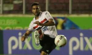 Vitória x Botafogo-SP - Há um ponto da zona de rebaixamento, times fazem confronto direto