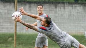 Série C: Vitória continua preparação para próxima partida, com treino mais leve