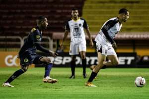 Volta Redonda-RJ 0 x 3 Aparecidense-GO - Fora de casa, Camaleão surpreende Voltaço e entra no G8