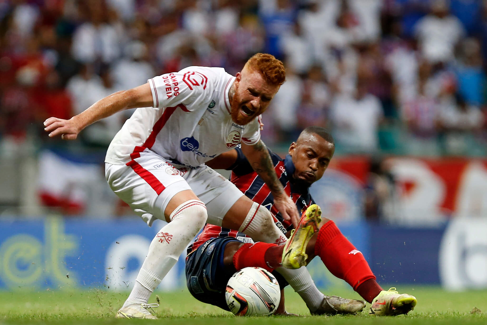 SÉRIE B: Com duplo 3 a 0, Bahia e Tombense seguem com o sonho do acesso vivo