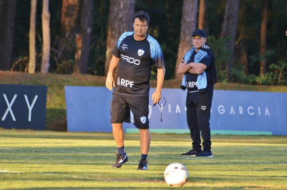 Adilson Batista, técnico do Londrina