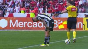 Arana vira dúvida do Atlético-MG para duelo contra o Palmeiras pela Libertadores