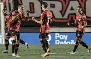 Atlético-GO 2 (5) X (3) 0 Olimpia-PAR - Dragão vence nos pênaltis e está classificado!