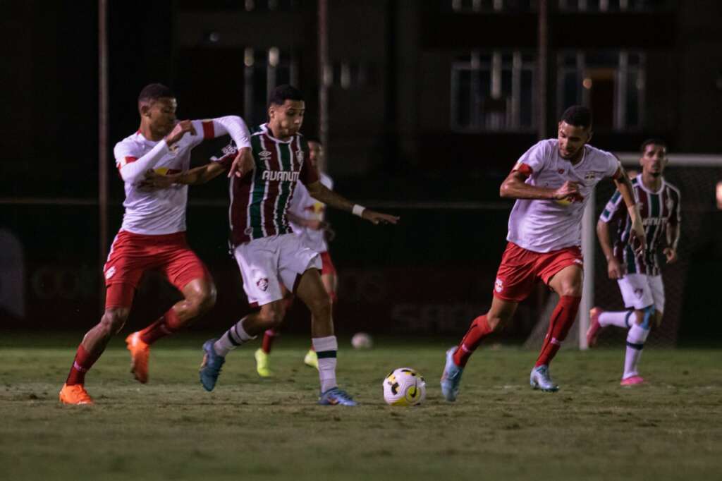 BRASILEIRO SUB-20: Fluminense e RB Bragantino empatam e seguem mal no Grupo B